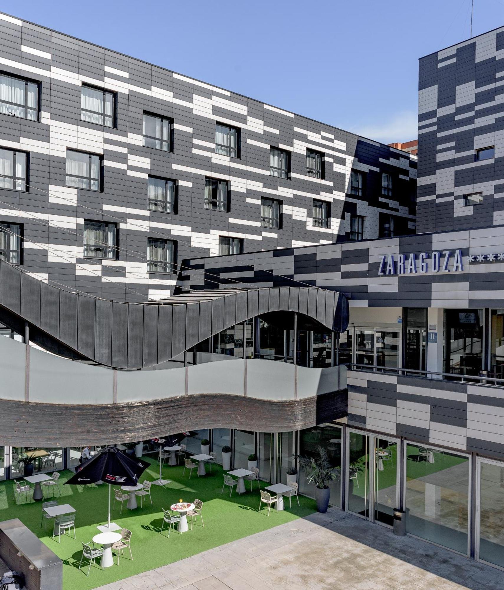 Hotel Zentral Ave Сарагоса Екстер'єр фото